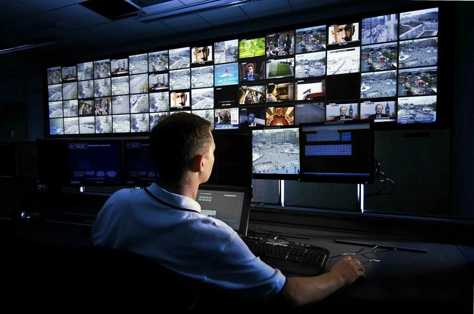 Под присмотром